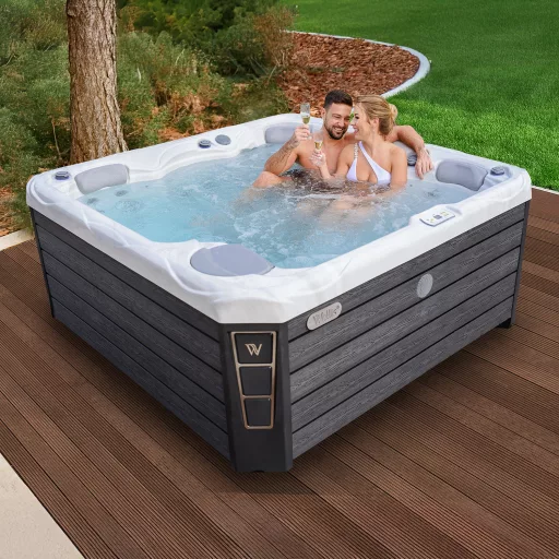 Medence, Wellis Budapest CityLife Deluxe csomagakció