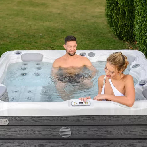 Medence, Wellis Budapest CityLife Premium csomagakció