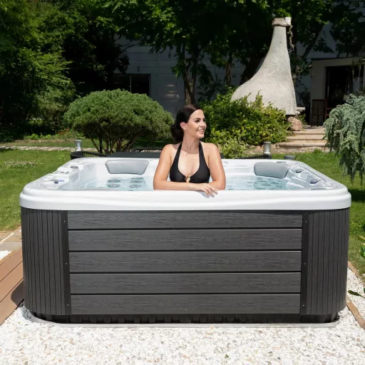 Wellis Lugano medence